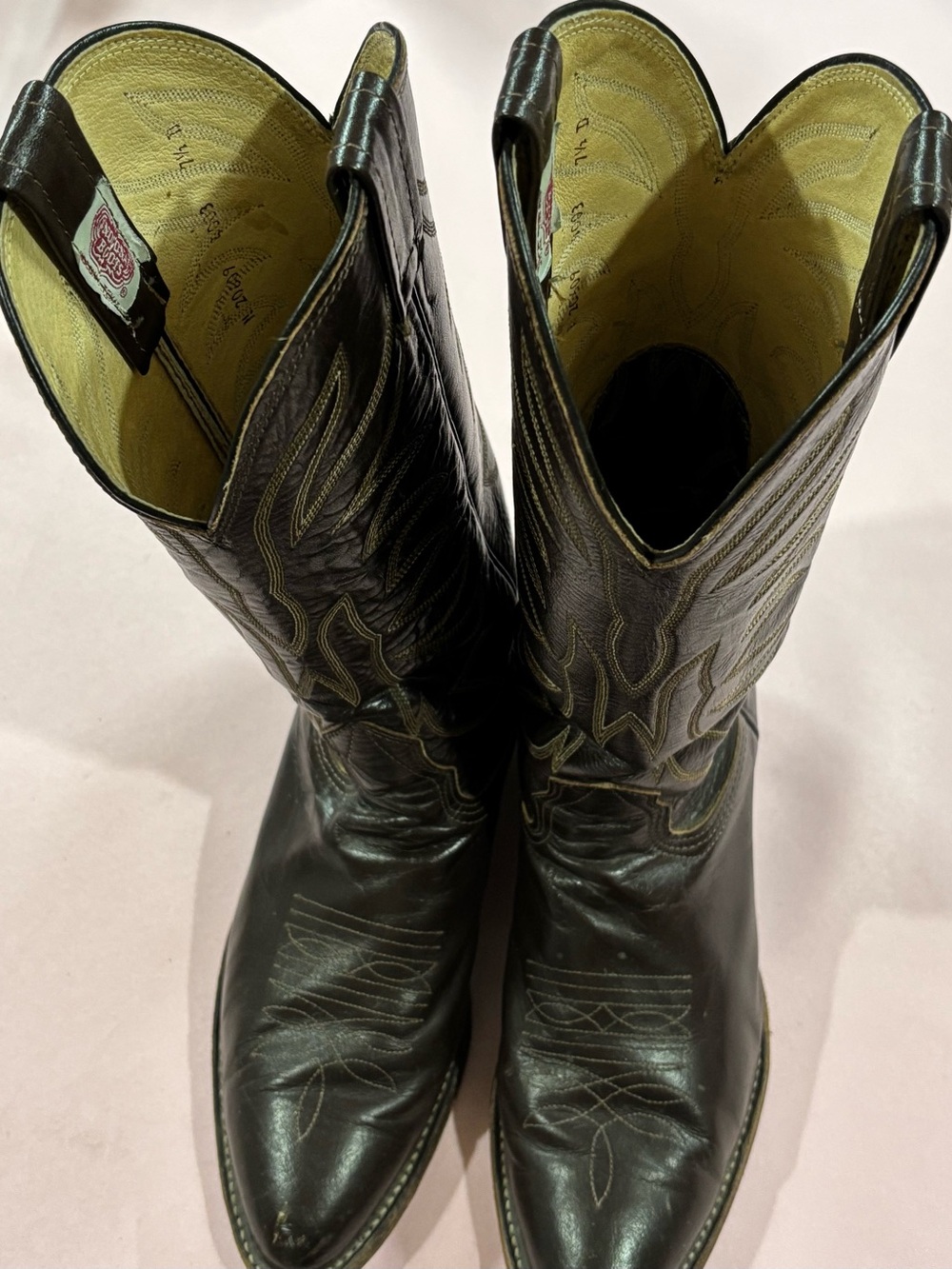 Nacona Men's Tan Cowboy & Western Boots - Classic Western style.